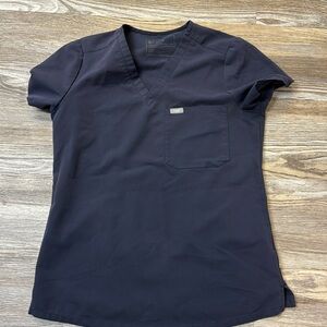 Catarina one pocket scrub top FIGS XS dark harbor